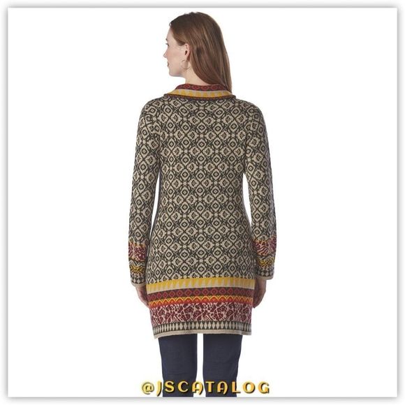 Thick Knit Jacquard Zippered Coatigan in Black - Picture 4 of 7